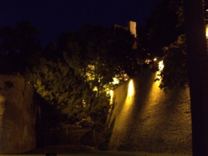 A vár alatt Szent Iván éjjelén