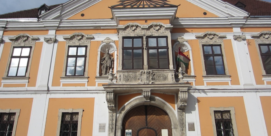 Szent ereklyék és szakrális emlékek történetei Győr belvárosában az ARS SACRA Fesztivál alkalmából